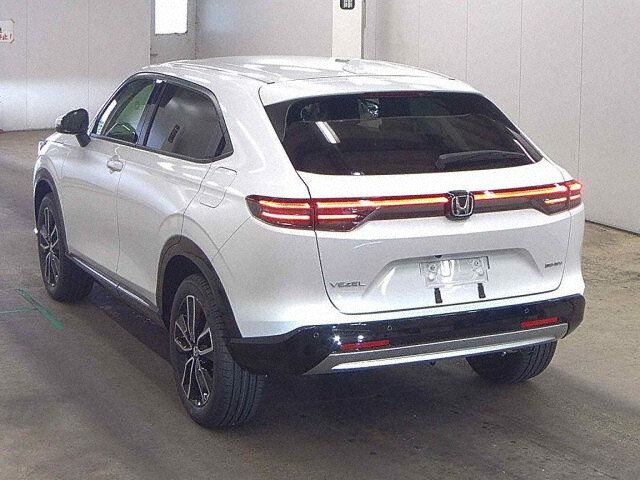 2026 Honda Vezel HV E:HEV Z auction photo 2