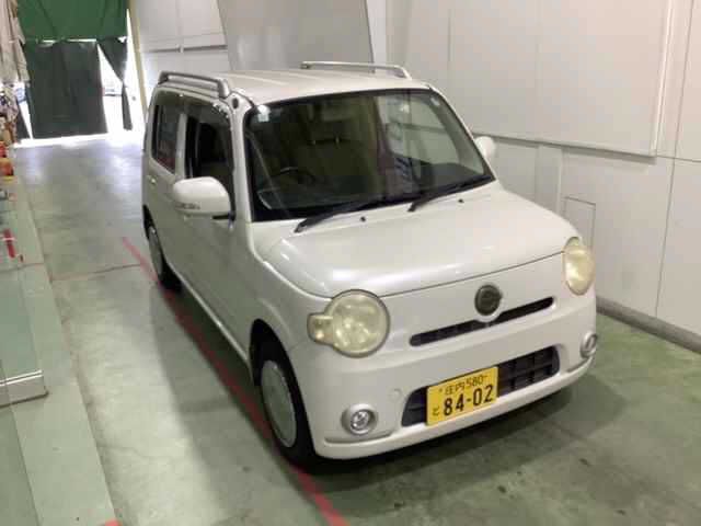 2009 Daihatsu Mira Cocoa Plus X Japan auction vehicle