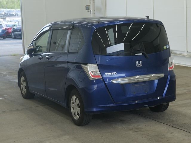 2012 Honda Freed Gジャストセレクション auction photo 2