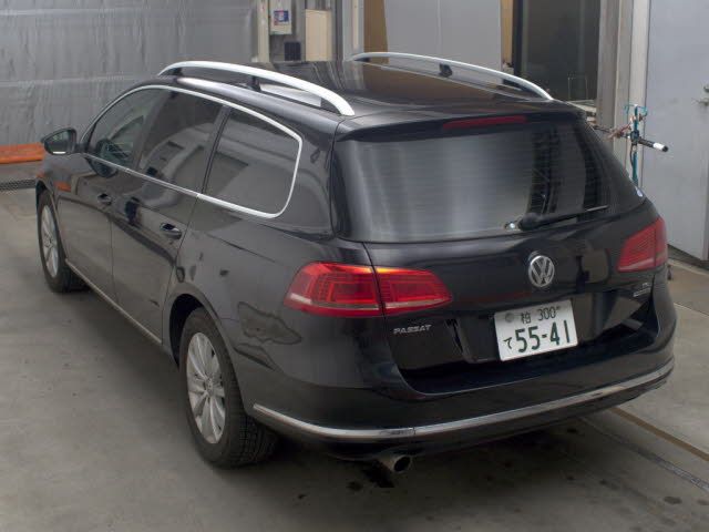 2012 Volkswagen パサートW Variant TSI Comfort Line auction photo 2
