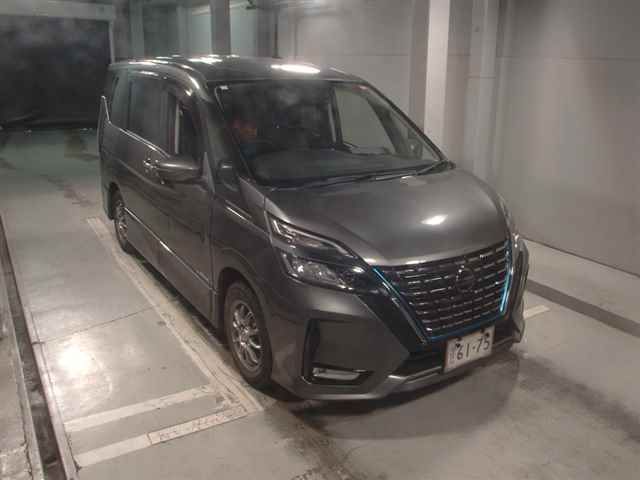 Japan Auction Vehicles 12 2021 Nissan Serena e-POWER Highway Star V auction photo