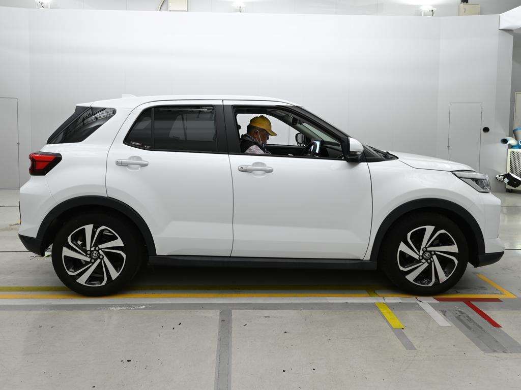 2023 Toyota Raize Z 4WD auction photo 3