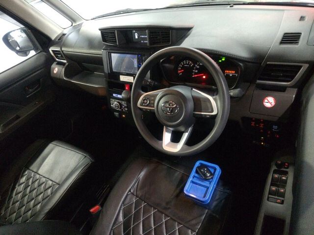 2024 Toyota Roomy G auction photo 3