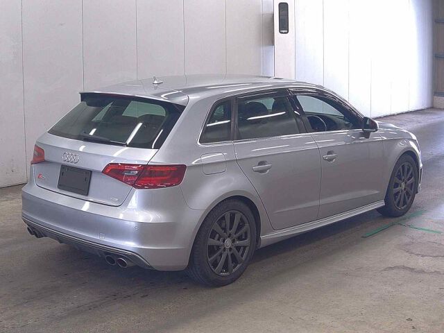 2015 Audi S3 スポーツバック 4WD auction photo 5