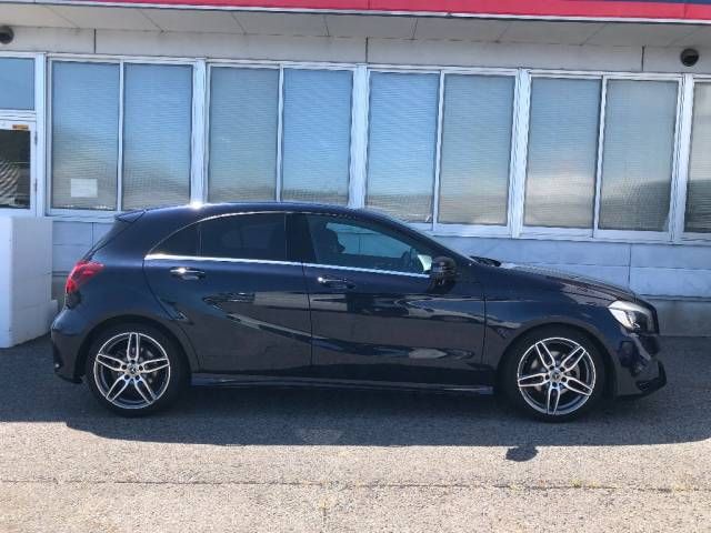 2018 Mercedes-Benz A-Class A180 AMG スタイル auction photo 2