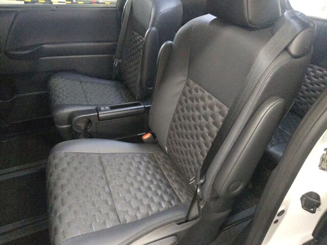 2023 Toyota Voxy S-Z auction photo 6