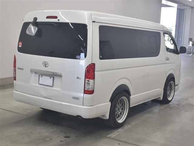 2017 Toyota Hiace GL auction photo 5