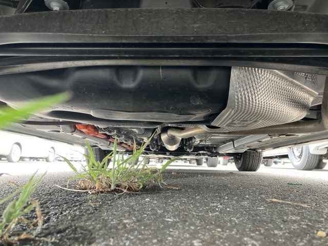 2023 Toyota Yaris ハイブリッドX auction photo 16