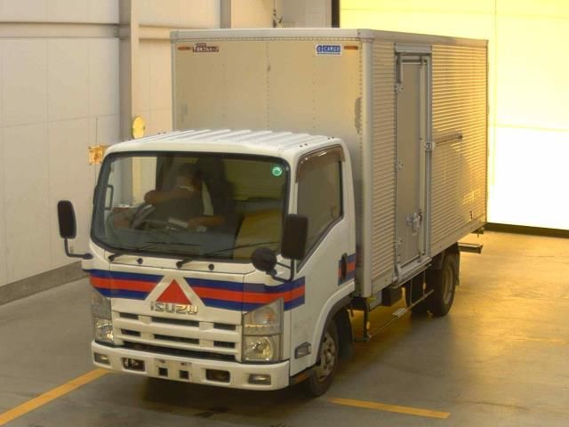 2012 Isuzu Elf バン Japan auction vehicle