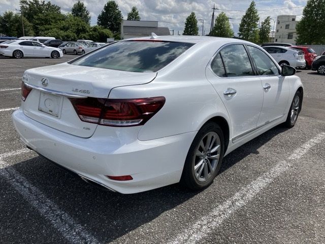 2013 Lexus LS460 4WD バージョンL auction photo 2
