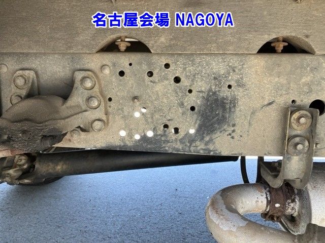 2007 Isuzu Forward ヒラ auction photo 17