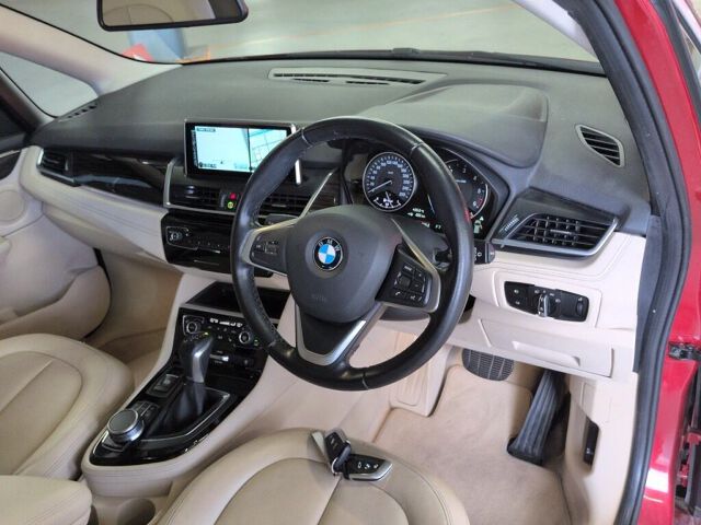 2017 BMW 2 Series 218D Luxury auction photo 3