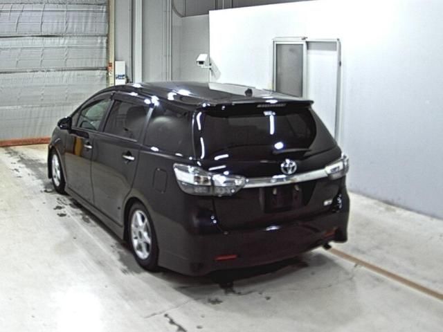 2014 Toyota Wish 1.8S Monotone auction photo 2