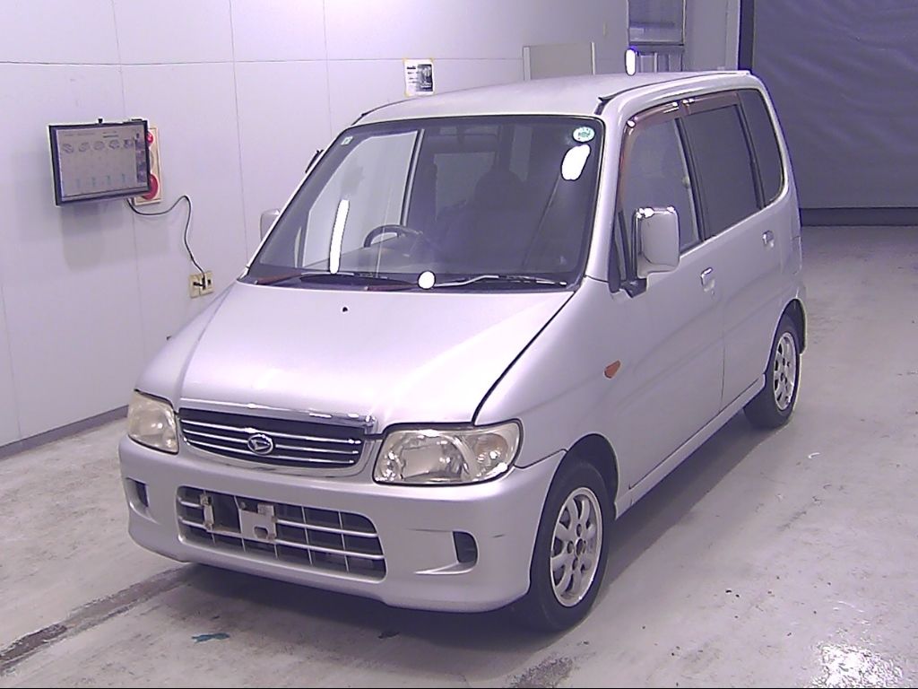 2001 Daihatsu Move Memorial Edition S Package auction photo 4