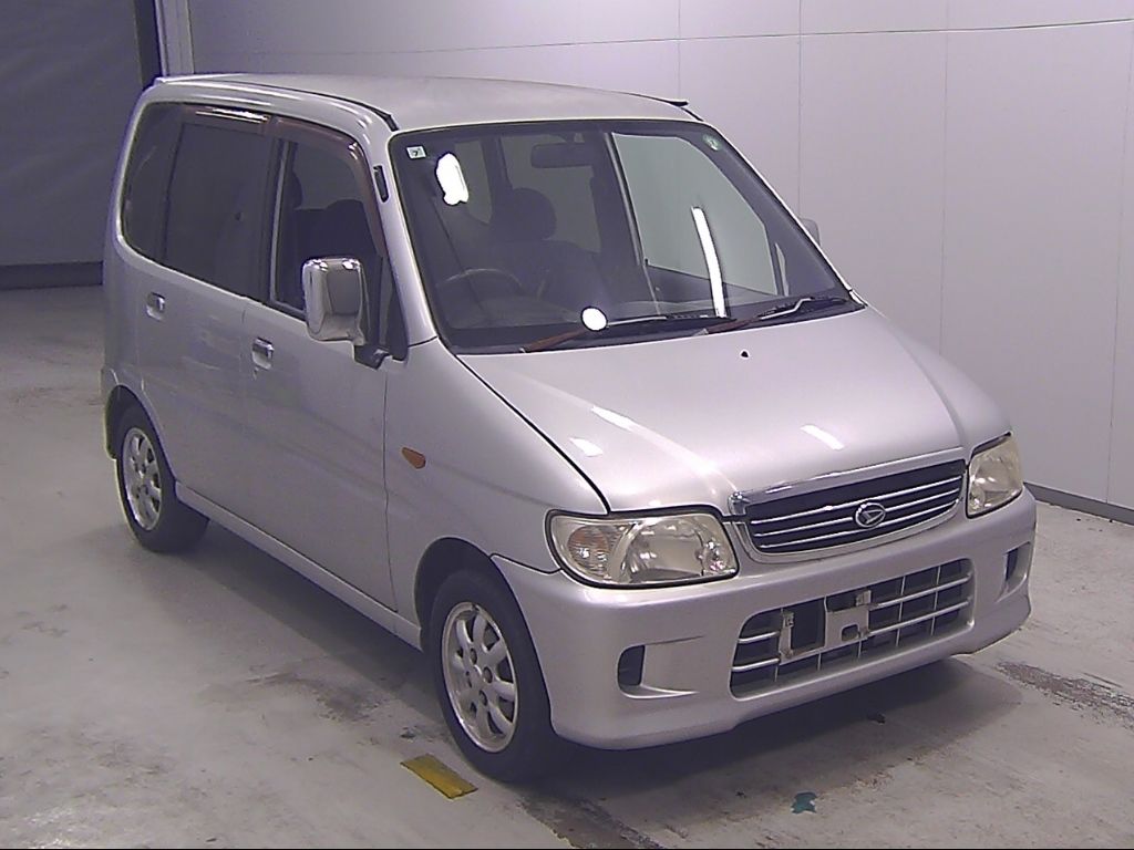 Japan Auction Vehicles 7 2001 Daihatsu Move Memorial Edition S Package auction photo