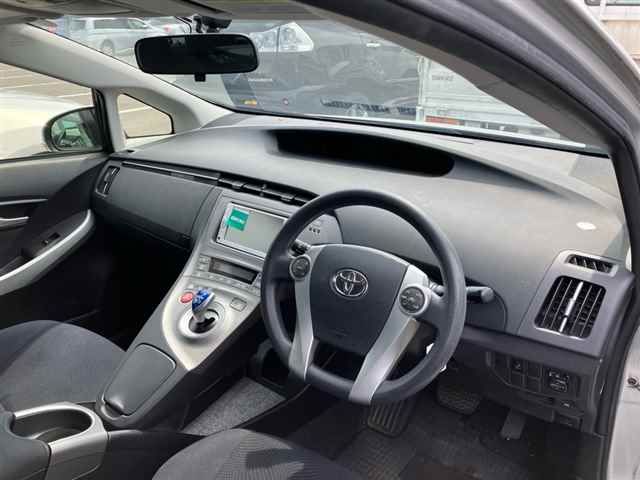 2014 Toyota Prius S auction photo 3