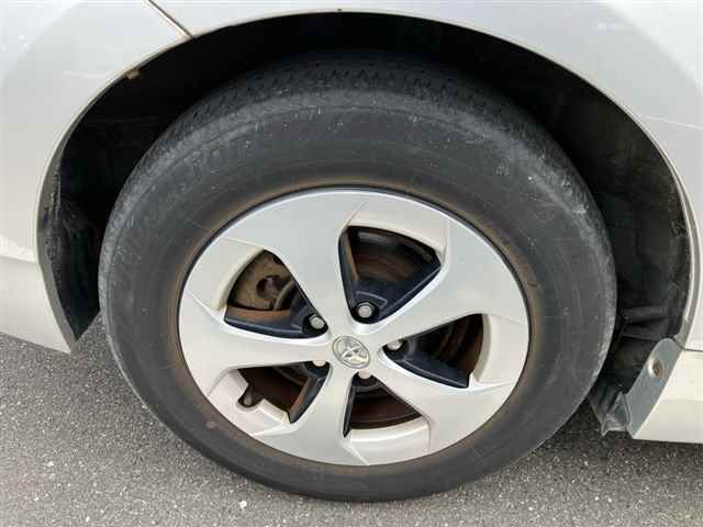 2014 Toyota Prius S auction photo 8