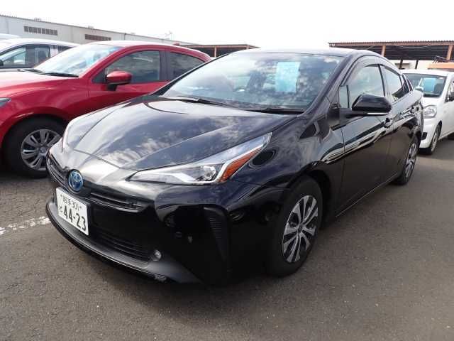 Japan Auction Vehicles 12 2021 Toyota Prius A 4WD auction photo