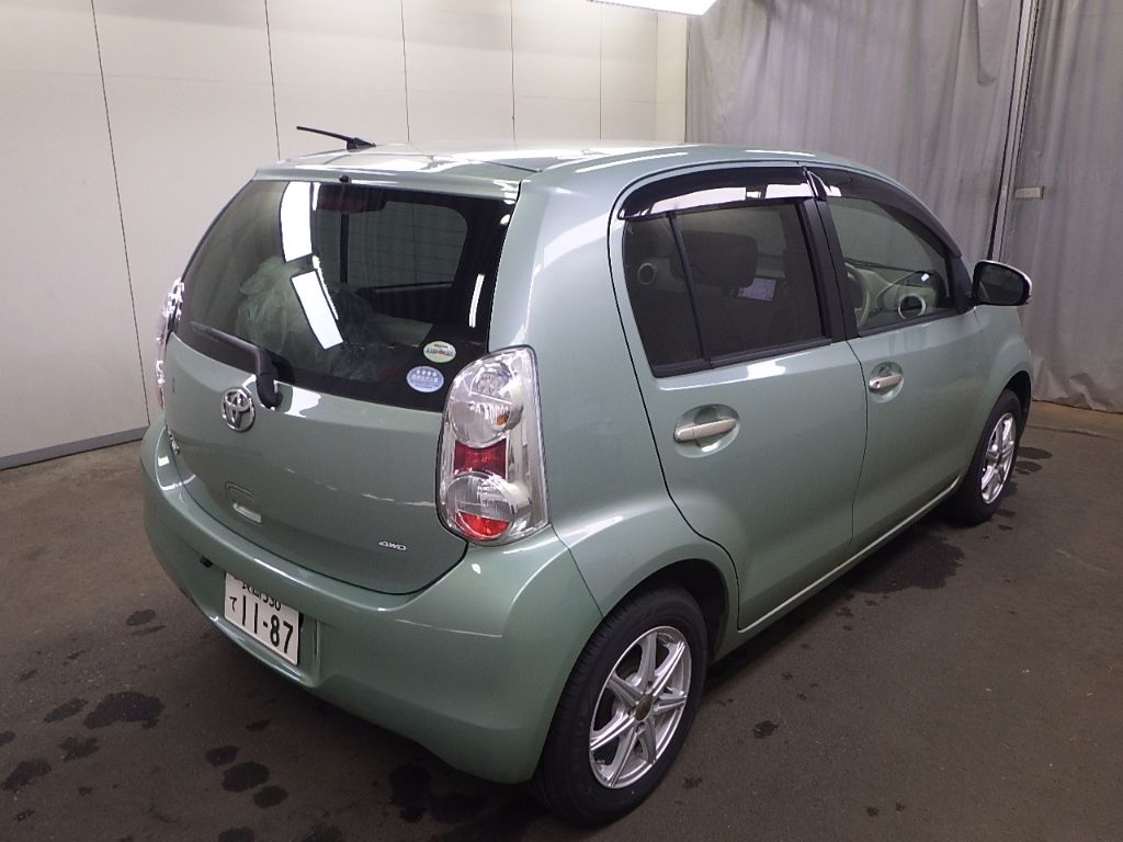 2011 Toyota Passo 4WD +Hana auction photo 2