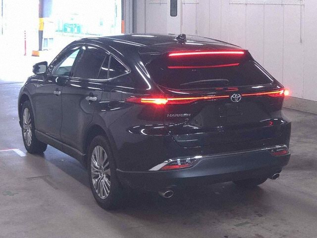 2023 Toyota Harrier Z auction photo 2