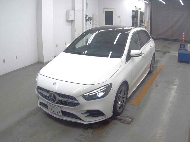 2021 Mercedes-Benz B-Class B200D AMGライン auction photo 4