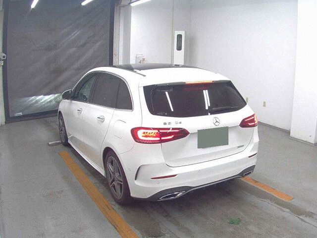 2021 Mercedes-Benz B-Class B200D AMGライン auction photo 2