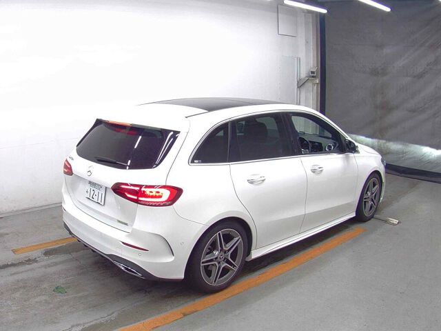 2021 Mercedes-Benz B-Class B200D AMGライン auction photo 5