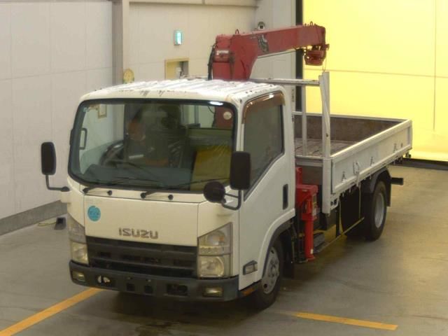 2011 Isuzu Elf クレーン付 Japan auction vehicle