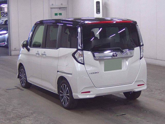 2026 Toyota Roomy Custom G-T auction photo 2