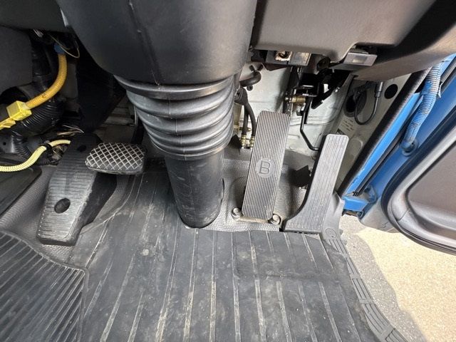 2005 Isuzu Forward バキューム auction photo 4