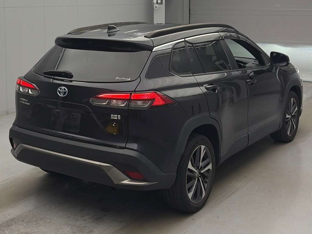 2021 Toyota Corolla Cross Hybrid Z auction photo 2
