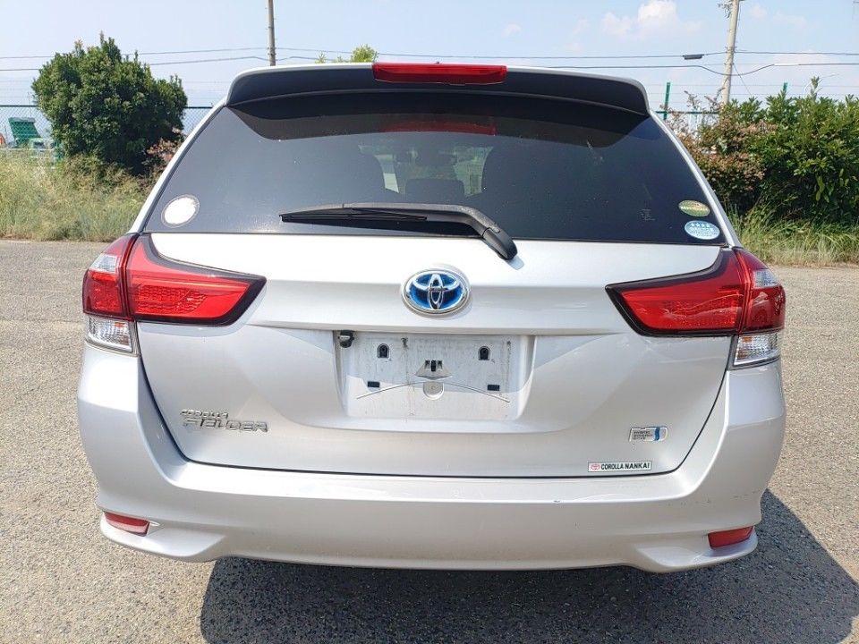 2018 Toyota Corolla Fielder auction photo 5