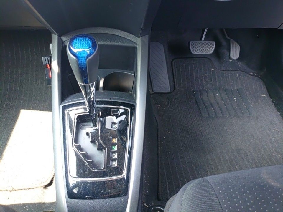 2018 Toyota Corolla Fielder auction photo 12