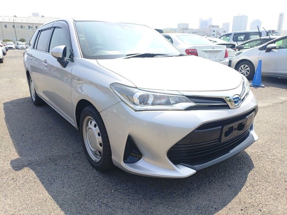 2018 Toyota Corolla Fielder auction photo 4