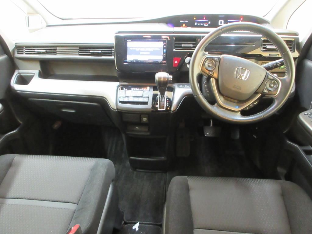 2019 Honda Stepwgn Honda Sensing (7 seats) auction photo 3