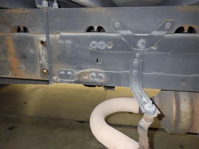 2011 Mitsubishi Fuso Fighter Crane removal auction photo 4