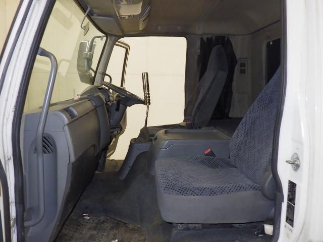 2011 Mitsubishi Fuso Fighter Crane removal auction photo 8