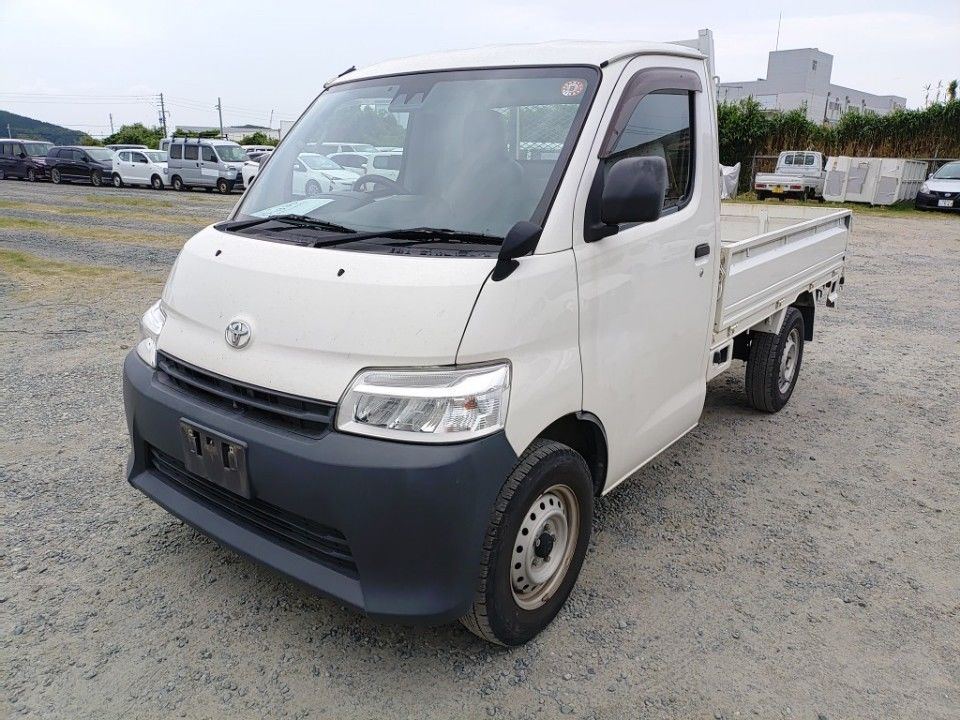 2021 Toyota TownAce Japan auction vehicle