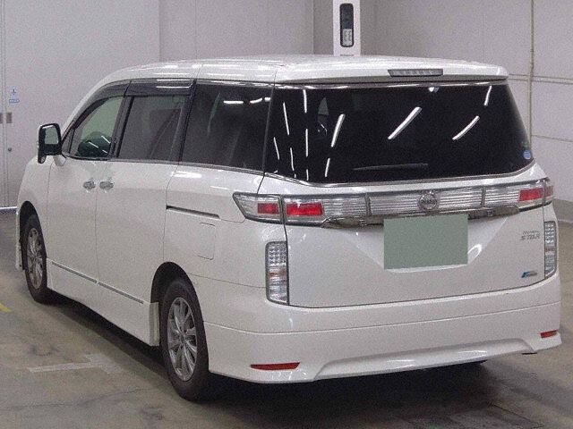 2012 Nissan Elgrand 250HSアーバンクロム 4WD auction photo 2