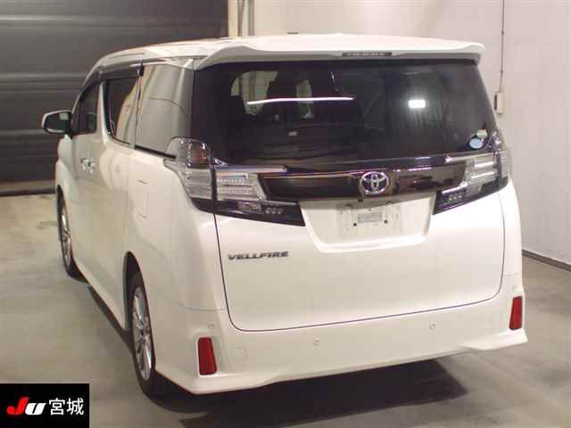 2017 Toyota Vellfire 4WD Z A ゴールンデアイズ auction photo 2