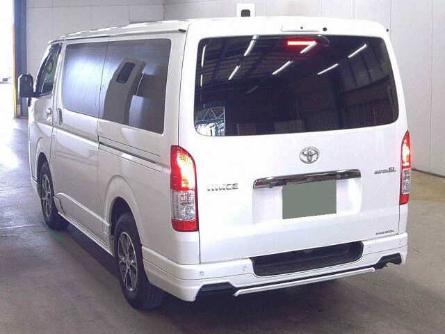 2024 Toyota Hiace スーパーGLダーク2 auction photo 2