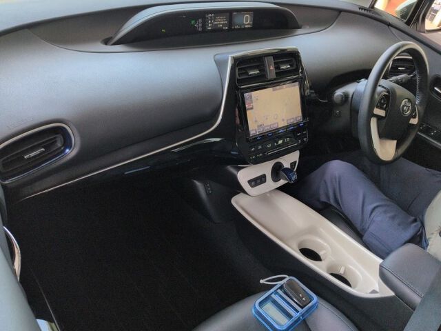 2017 Toyota Prius A Touring Selection auction photo 3