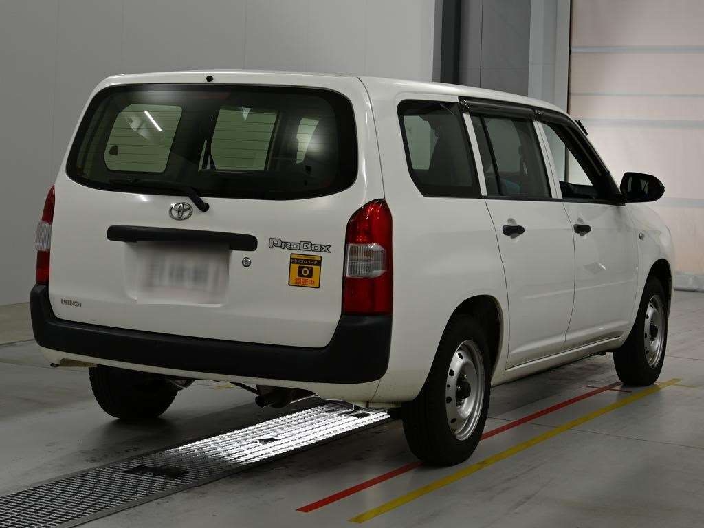 2021 Toyota Probox DX Comfort 4WD auction photo 2