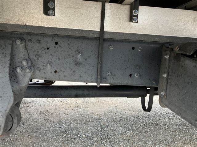 2019 Mitsubishi Fuso Fighter Refrigerated and frozen trucks auction photo 5