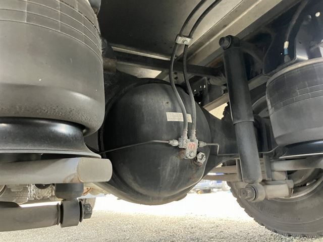 2019 Mitsubishi Fuso Fighter Refrigerated and frozen trucks auction photo 7