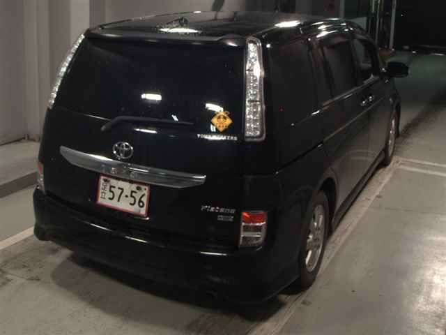 2013 Toyota Isis プラタナVセレクション auction photo 5