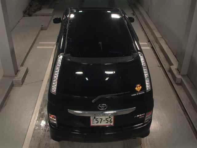 2013 Toyota Isis プラタナVセレクション auction photo 7