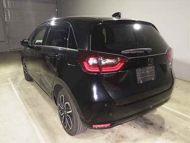 2021 Honda Fit e:HEVネス auction photo 4