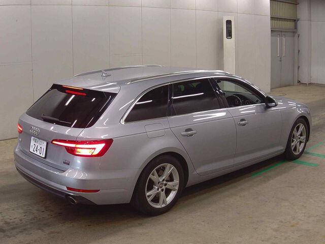 2018 Audi A4 Avant 2.0TFSI auction photo 5