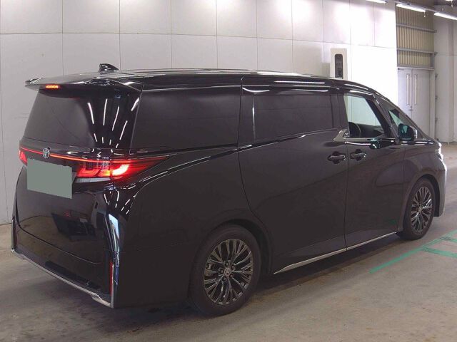 2025 Toyota Vellfire Z Premier auction photo 5